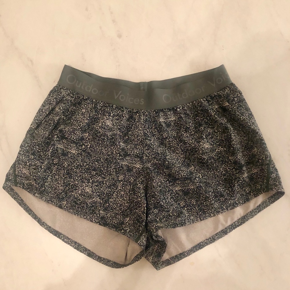 Outdoor voices relay shorts